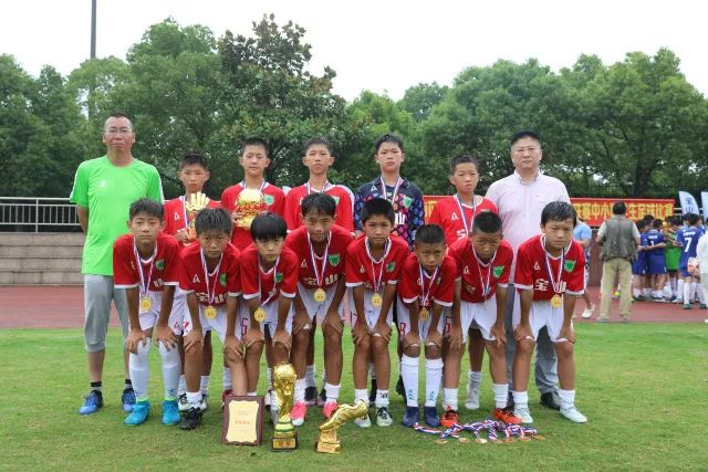 马克西33分76人送黄蜂3连败 骑士力克活塞